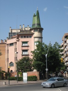 Girona.casa.punxa